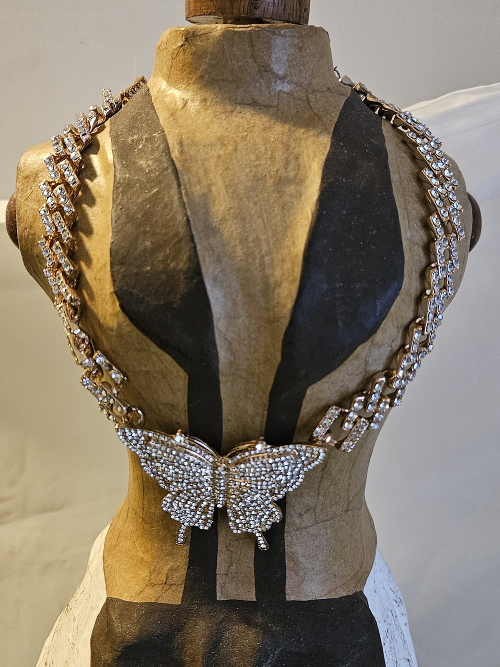NATASHA Rhinestone Butterfly Statement Harness Necklace - Gold & Clear - Picture 2 of 4